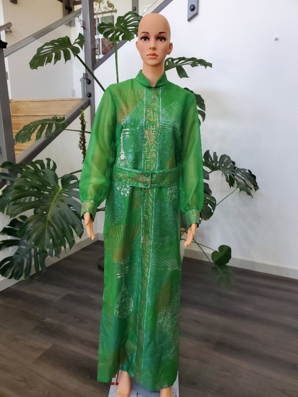 1960s Alfred Shaheen Signature on Dress Green with Metallic Asian Print Vintage